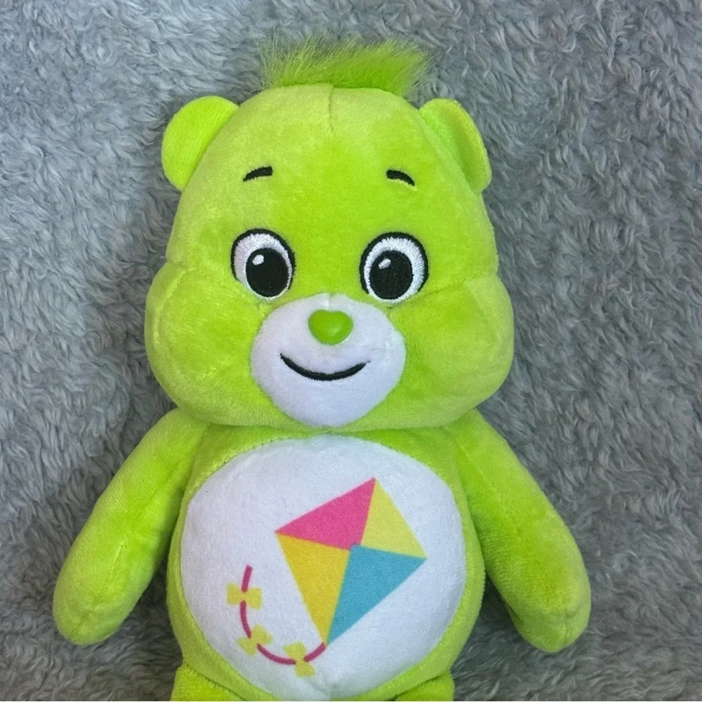 Care Bears Do Your Best Bear Plush 9” Green Kite Belly Badge